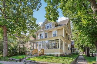556 Charles Avenue, Saint Paul, MN 55103