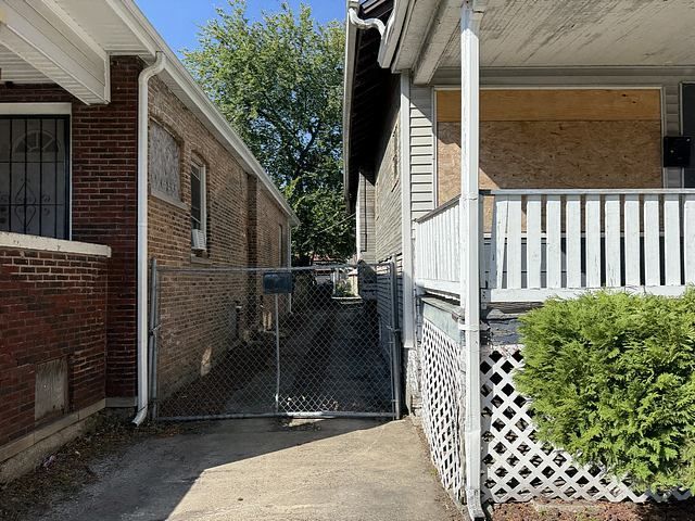 7228 S Hermitage Avenue, Chicago, IL 60636