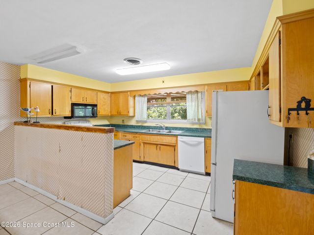 629 E Melbourne Avenue, Melbourne, FL 32901