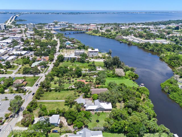 629 E Melbourne Avenue, Melbourne, FL 32901
