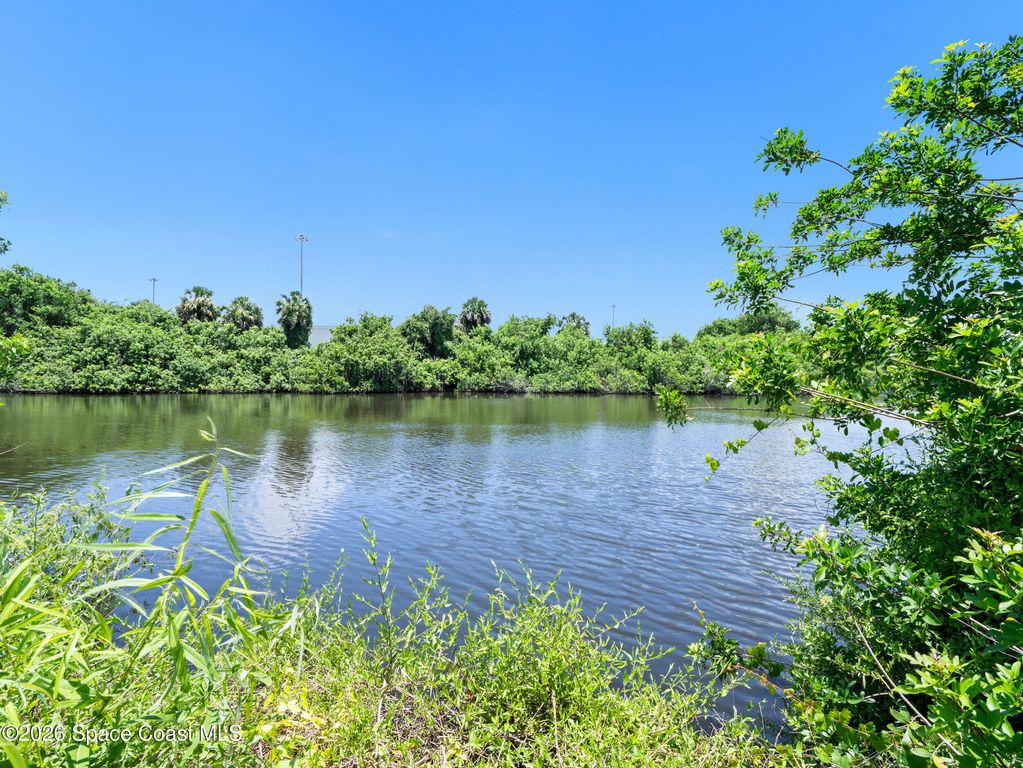 629 E Melbourne Avenue, Melbourne, FL 32901