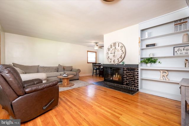 402 JOYCE DR, Glen Burnie, MD 21061