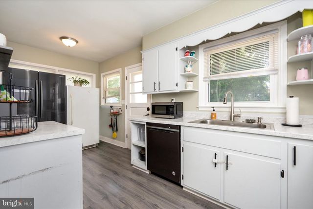 402 JOYCE DR, Glen Burnie, MD 21061