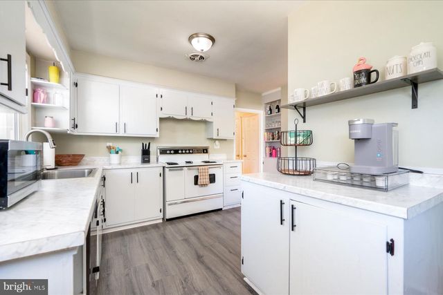 402 JOYCE DR, Glen Burnie, MD 21061