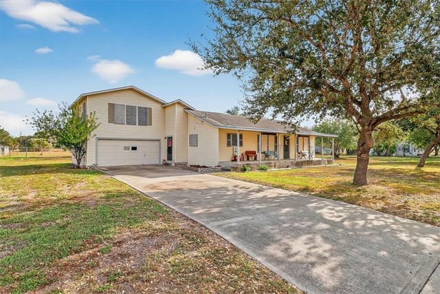 5226 Cain Dr, Corpus Christi, TX 78411