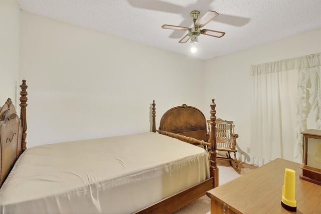 5226 Cain Dr, Corpus Christi, TX 78411