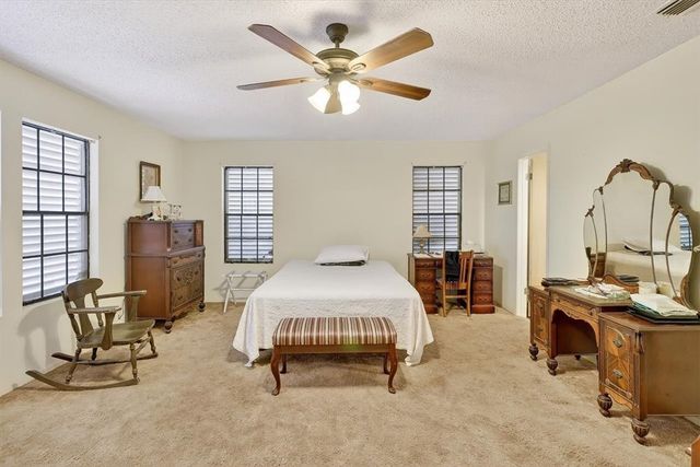 5226 Cain Dr, Corpus Christi, TX 78411