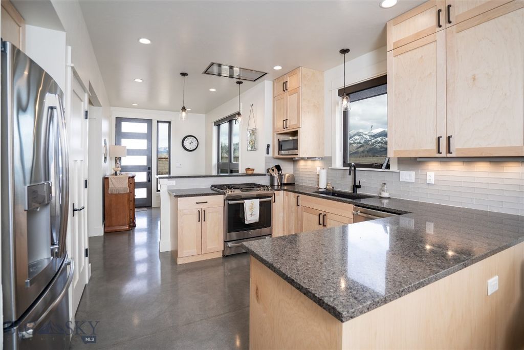 3033 Wes Davis, Belgrade, MT 59714 photo 51