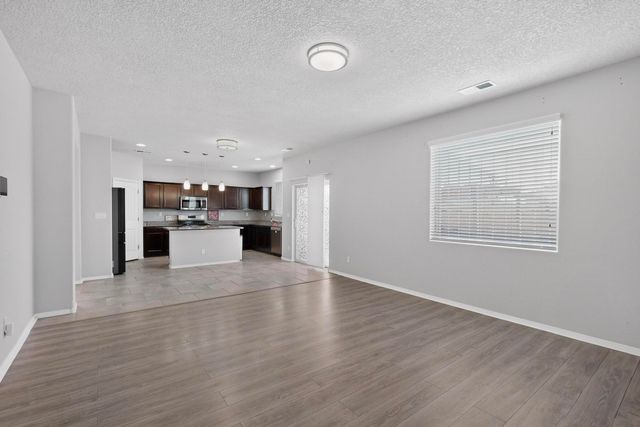 2405 Sorral Way SW, Albuquerque, NM 87121