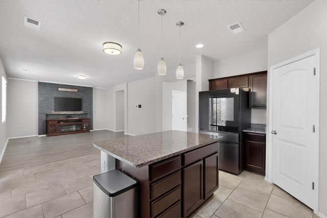 2405 Sorral Way SW, Albuquerque, NM 87121