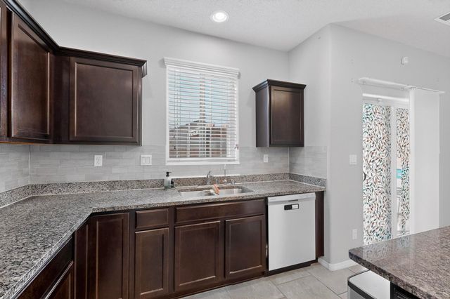 2405 Sorral Way SW, Albuquerque, NM 87121