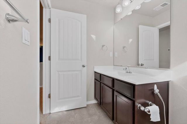 2405 Sorral Way SW, Albuquerque, NM 87121