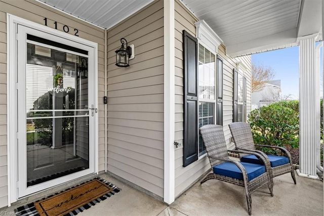 1102 Geoffrey Way, Kernersville, NC 27284