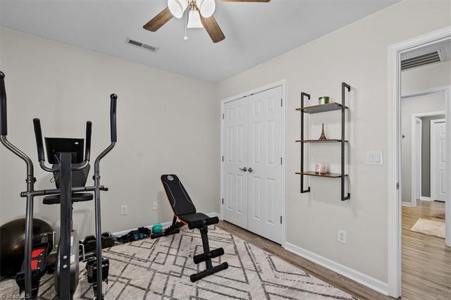 1102 Geoffrey Way, Kernersville, NC 27284