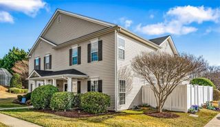 1102 Geoffrey Way, Kernersville, NC 27284