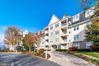 2500 WATERSIDE DR #303, Frederick, MD 21701