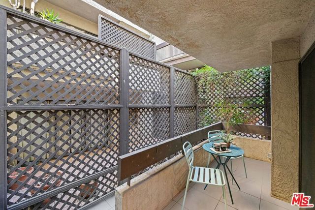 950 N Kings Road 160, West Hollywood, CA 90069