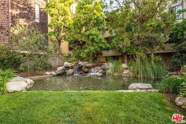 950 N Kings Road 160, West Hollywood, CA 90069