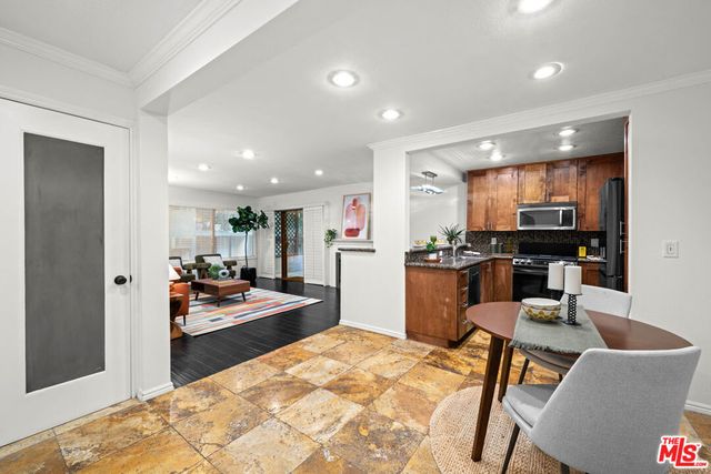 950 N Kings Road 160, West Hollywood, CA 90069