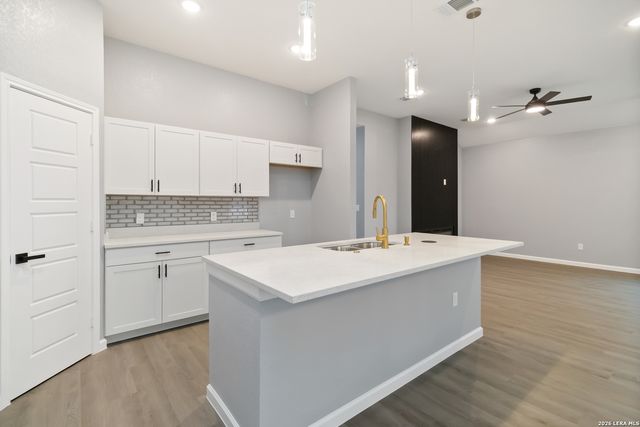 8919 Skip Jack, San Antonio, TX 78242