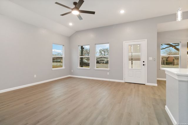 8919 Skip Jack, San Antonio, TX 78242