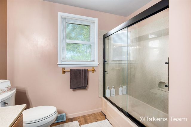 4223 Burton Street, Grand Rapids, MI 49546