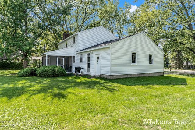 4223 Burton Street, Grand Rapids, MI 49546