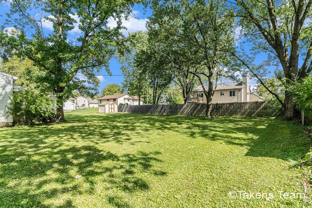 4223 Burton Street, Grand Rapids, MI 49546