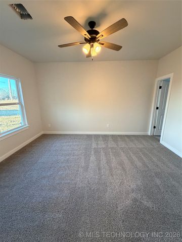 157 W 481 Road, Pryor, OK 74361