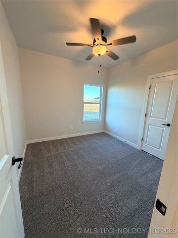 157 W 481 Road, Pryor, OK 74361