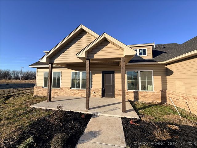 157 W 481 Road, Pryor, OK 74361