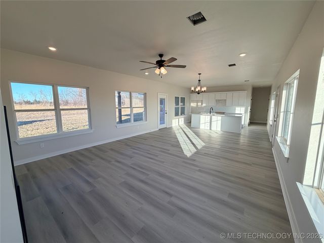 157 W 481 Road, Pryor, OK 74361