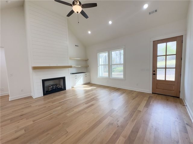 34 Newburgh Drive, Bella Vista, AR 72715