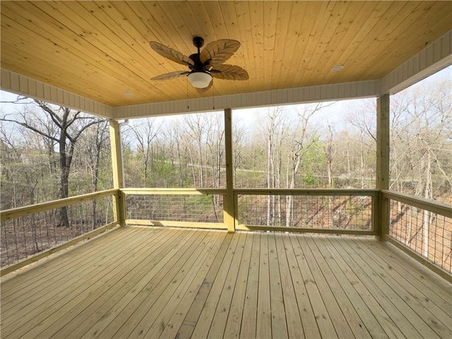 34 Newburgh Drive, Bella Vista, AR 72715