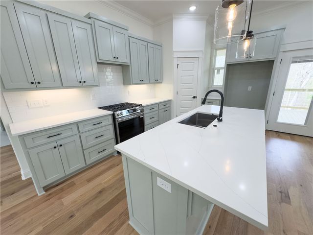 34 Newburgh Drive, Bella Vista, AR 72715