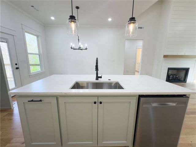 34 Newburgh Drive, Bella Vista, AR 72715