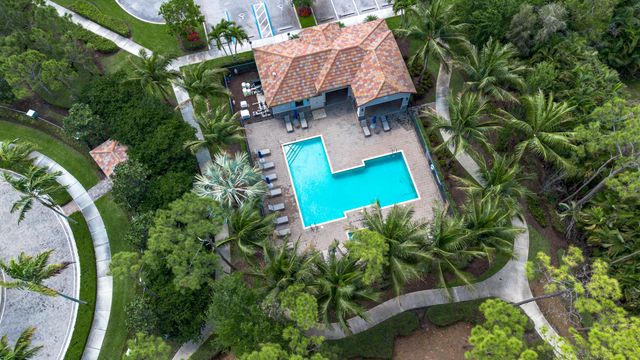 5590 Sandbirch Way, Lake Worth, FL 33463