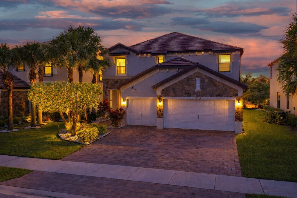 5590 Sandbirch Way, Lake Worth, FL 33463