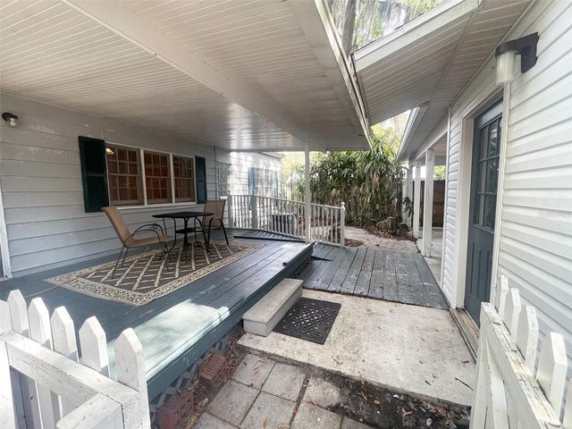 745 NE 10TH AVENUE, Gainesville, FL 32601