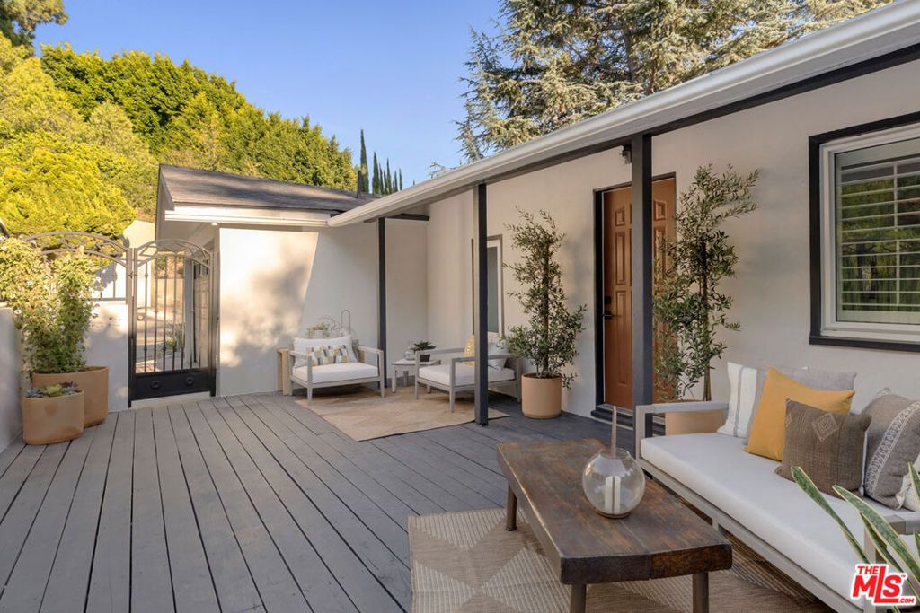 1712 Rotary Drive, Los Angeles, CA 90026 — photo 4
