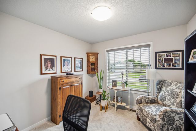 700 Patchett Drive NE, Mitchellville, IA 50169