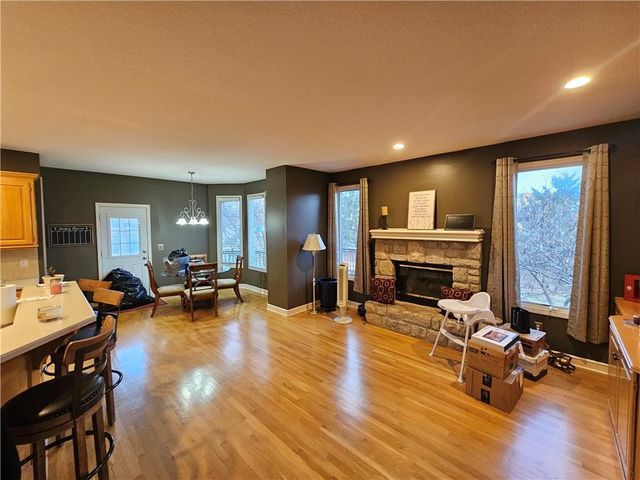 8401 Harbinger Street, Lenexa, KS 66219