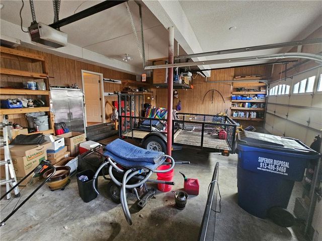 8401 Harbinger Street, Lenexa, KS 66219