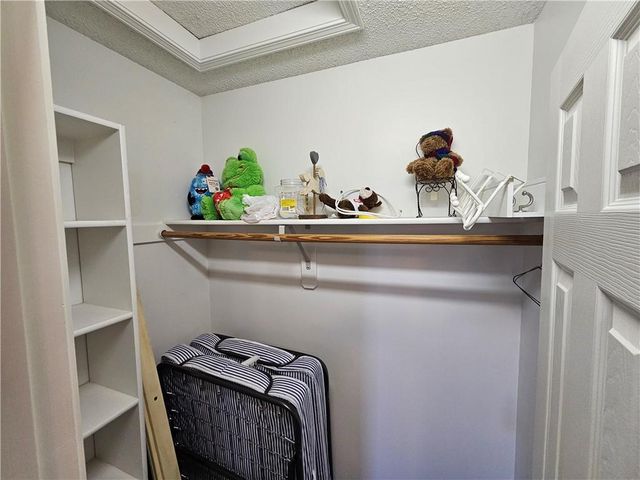 8401 Harbinger Street, Lenexa, KS 66219