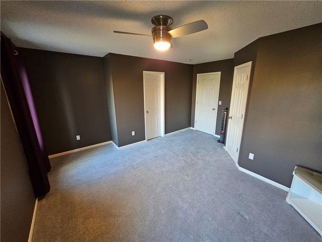 8401 Harbinger Street, Lenexa, KS 66219