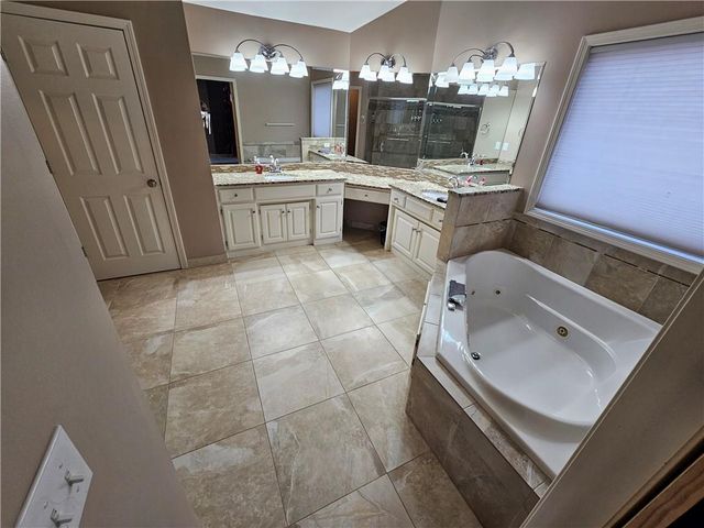 8401 Harbinger Street, Lenexa, KS 66219