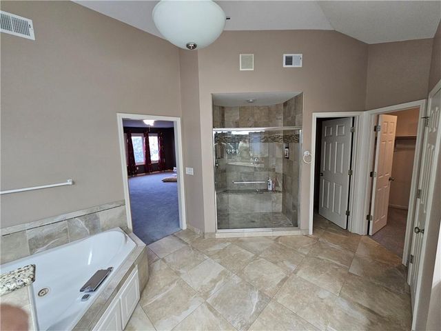 8401 Harbinger Street, Lenexa, KS 66219