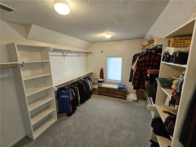 8401 Harbinger Street, Lenexa, KS 66219