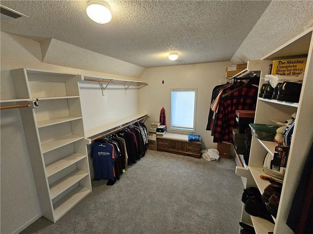 8401 Harbinger Street, Lenexa, KS 66219