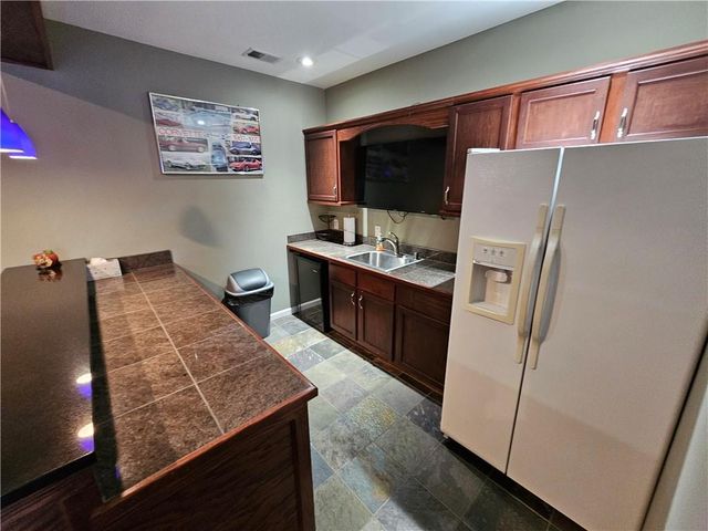 8401 Harbinger Street, Lenexa, KS 66219